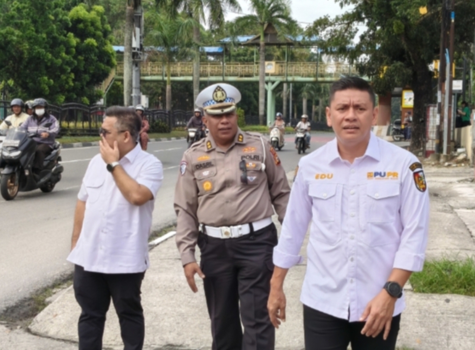 Direktorat Lalu Lintas Polda Riau Dalam Mewujudkan Keamanan Keselamatan Ketertiban Dalam Kelancaran Lalu Lintas