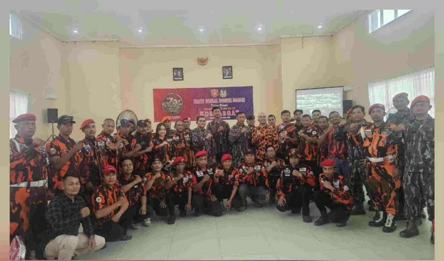 “Tebarkan Kemanusiaan HUT KORPASGAT ( TNI ) ke-79, Komandan KOTI Mahatidana MPC PP Kota Pekanbaru Ikuti Aksi Donor Darah”